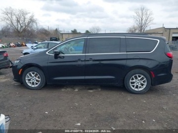 Chrysler Pacifica II 2022 Chrysler Pacifica Touring L FWD 3.6 Benzyna 287KM, zdjęcie 3