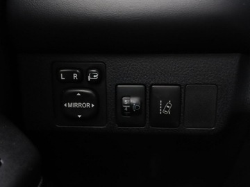 Toyota RAV4 IV MPV Facelifting 2.5 Hybrid 197KM 2017 Toyota RAV-4 HEV klima auto kamera i czujniki, zdjęcie 32