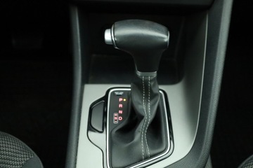 Kia Niro I Crossover 1.6 GDi Hybrid 141KM 2016 Kia Niro Hybrid, Salon Polska, Serwis ASO, zdjęcie 12