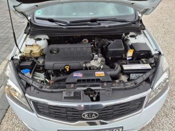 Kia Ceed I Hatchback 5d Facelifting 1.6 CRDi VGT 115KM 2011 Kia Ceed 2011 Sliczna 1.6 CRDI z Niemiec Zarejestrowana Gwarancja 1.6, zdjęcie 22