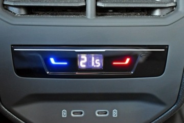 Cupra Leon II Sportstourer 1.5 eTSI MHEV 150KM 2024 Cupra Leon Sportstourer Bezwypadkowy / Salon, zdjęcie 11