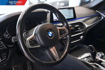 BMW Seria 5 G30-G31 Limuzyna 520d 190KM 2020 BMW Seria 5 520d xDriveFV23Adaptacyjny Reflektor LEDFotel Sportowy 2.0, zdjęcie 8