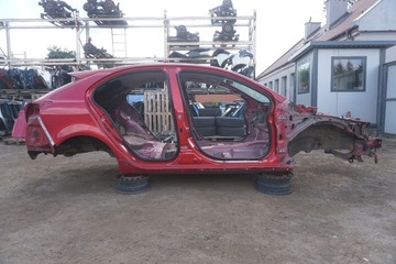 MITSUBISHI LANCER VIII 2007-2017R PRAWY PROG SŁUPEK BLOTNIK