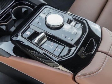 BMW Seria 5 G90-91 Touring 2.0 520d 197KM 2025 BMW Seria 5 520d xDrive Sport Sedan 2.0 (197KM) 2025, zdjęcie 10