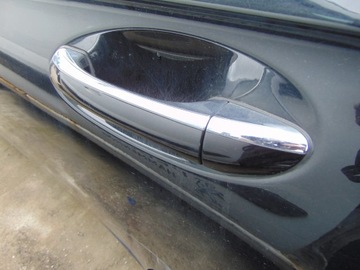 KLIKA DVEŘE LEVÝ ZADNÍ MERCEDES CLS W219 C197