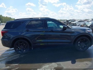 Ford Explorer VI 2022 Ford Explorer ST-Line, 6- osobowy, 300KM, 2.3L, od ubezpieczalni. 2.3 300KM, zdjęcie 2