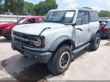 Ford 2023 Ford Bronco 2023 Ford Bronco Base 2 Door Advanced 4x4 2.3 Benzyna 275KM, zdjęcie 2