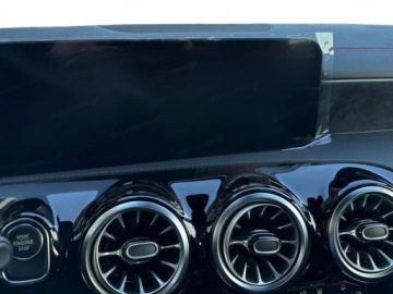 Mercedes CLA C118/X118 Coupe Facelifting 1.3 200 163KM 2025 MERCEDES-BENZ CLA 200 AMG Line Sedan 1.3 (163KM) 2025, zdjęcie 9