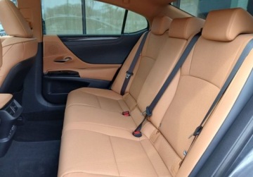 Lexus ES VII (XV70) Sedan Facelifting 300h 218KM 2025 Lexus ES ES 300h Business Edition FV23 Salon PL ASO Demo 1 wl., zdjęcie 7