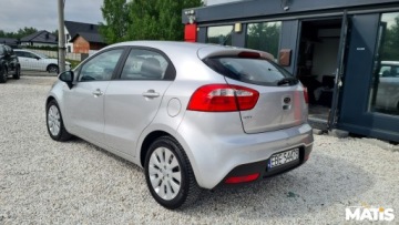 Kia Rio III Hatchback 3d 1.4 DOHC CVVT 109KM 2011 Kia Rio 1.4benz 109KM manual 6 biegow klima el szyby 1.4 Benzyna 109KM, zdjęcie 18