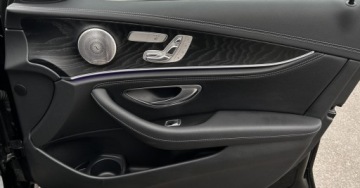 Mercedes Klasa E W214 Sedan 2.0 220d 197KM 2023 Mercedes-Benz Klasa E SalonPL AMG Line Multibeam LED Kamera360 Burmester F, zdjęcie 21