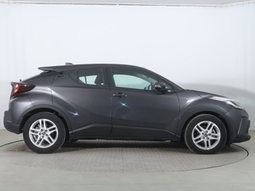Toyota C-HR I Crossover Facelifting 1.8 Hybrid 122KM 2022 Toyota C-HR 1.8 Hybrid, Serwis ASO, Automat, zdjęcie 5