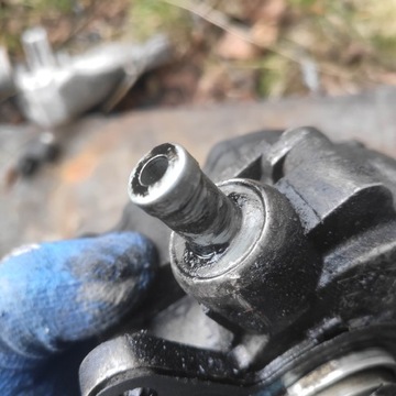 ВАКУУМНЫЙ НАСОС VW PASSAT B5 FL