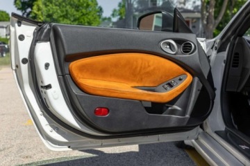 Nissan 370Z 2009 Nissan 370 Z Touring Coupe 2009 3.7 Benzyna 332KM, zdjęcie 12