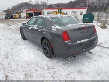 Chrysler 300C II 2021 Chrysler 300s 2021 3.6 Benzyna 300KM, zdjęcie 3