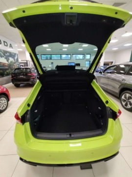 Skoda Octavia IV 2026 Skoda Octavia Skoda Octavia RS 2,0 TSI 195 kW 7- biegowa DSG 2.0 Benzyna, zdjęcie 11