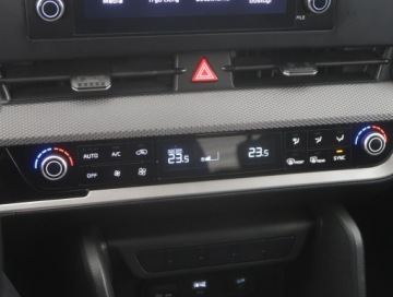 Kia Sportage V SUV 1.6 T-GDI 150KM 2023 Kia Sportage 1.6 T-GDI, Salon Polska, zdjęcie 11