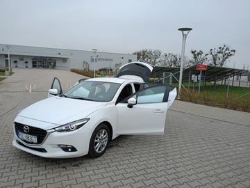 Mazda 3 III Hatchback Facelifting 2.0 SKYACTIV-G 120KM 2017 Mazda 3 Biała Perła Full LED Skóra Bose Kamera Navi, zdjęcie 10