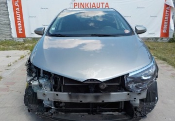 Toyota Auris II 2016 Toyota Auris Okazja 1.8 Hybryda 100KM, zdjęcie 1