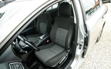 Toyota Avensis III Sedan Facelifting 1.8 Valvematic 147KM 2013 Toyota Avensis 1.8 benzyna 147KM sedan navi kamera cofania LIFT serwis ASO, zdjęcie 7