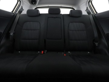 Kia Sportage IV SUV Facelifting 1.6 GDI 132KM 2018 Kia Sportage Historia serwisowa KIA Niski przebieg, zdjęcie 17