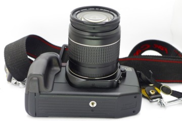 CANON EOS 650 + CANON EF 28–80 мм 3,5–5,6 II в отличном состоянии