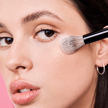 SEPHORA COLLECTION Пудра для лица с эффектом сияния 05 Magnetic Glow