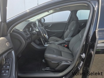 Volvo V40 II Hatchback Facelifting 2.0 D3 150KM 2017 Volvo V40 Promocja Kredyt 4,99% Volvo Bydgoszcz, zdjęcie 10