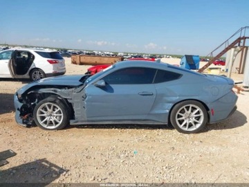 Ford Mustang VI 2024 Ford Mustang Gt Premium Fastback 2024 5.0l 5.0 Benzyna 480KM, zdjęcie 2