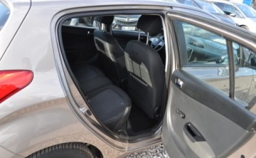 Hyundai i20 I Hatchback 5d Facelifting 1.2 DOHC 85KM 2013 Hyundai i20 LIFT Benzyna 1.2 Klimatyzacja 1.2 Benzyna 85KM, zdjęcie 9
