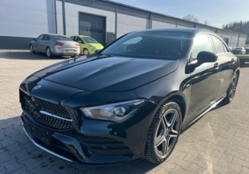 Mercedes CLA C118/X118 Coupe Plug-In 1.3 250e 218KM 2021 Mercedes-Benz CLA 1.3 Hybryda plug-in 218 KM LED Nawigacja Kamera Sensor R
