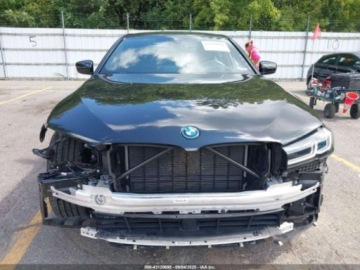 BMW Seria 5 G90-91 2023 BMW Seria 5 550e xDrive 2023 2.0l 2.0 Hybryda 181KM, zdjęcie 8