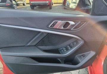 BMW Seria 1 F40 Hatchback M 2.0 M135i 306KM 2022 BMW Seria 1 BMW Seria 1 M135i xDrive 2.0 Benzyna 306KM, zdjęcie 30