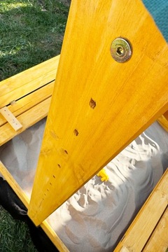 ДЕРЕВЯННАЯ ПЕСОЧНИЦА С ВЕРХНЕЙ, ПРОПИТАННОЙ 120 FREE FAST GREEN