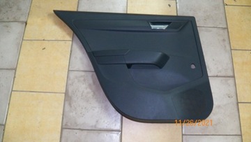 TAPICERKA DRZWI LEWA SKODA FABIA III 6V6867023B