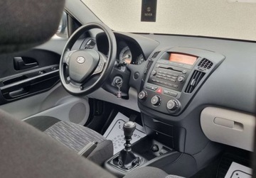 Kia Ceed I Hatchback 5d Facelifting 1.4 DOHC 109KM 2011 Kia Ceed Lift SLICZNA 1.4 Benzyna BOGATA WERSJA Oryginal WYJATKOWA 2011r S, zdjęcie 4