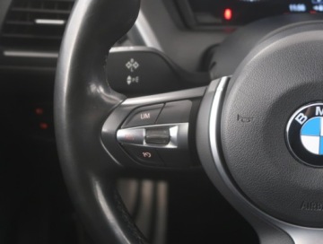 BMW Seria 1 F20-F21 2018 BMW 1 118i, Salon Polska, Serwis ASO, Automat, zdjęcie 16