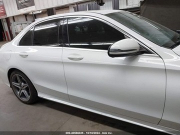 Mercedes Klasa C W205 2018 Mercedes-Benz Klasa C 2018 Mercedes-Benz C-Class C 300 Sedan 2.0 Benzyna, zdjęcie 8