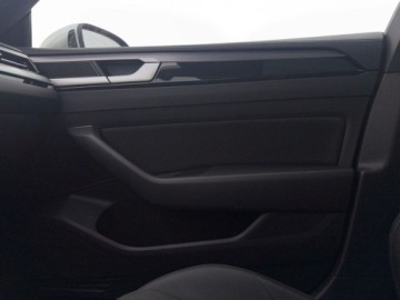 Volkswagen Arteon Shooting Brake R 2.0 TSI 320KM 2023 Volkswagen Arteon Shooting Brake 2.0 TSI R 320KM 4Motion, FULL LED Matrix,, zdjęcie 31