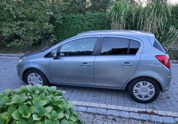 Opel Corsa D Hatchback 1.4 Twinport ECOTEC 100KM 2010 Opel Corsa 1.4I Zadbane Bagaznik na Rowery 1.4 Benzyna 100KM, zdjęcie 4