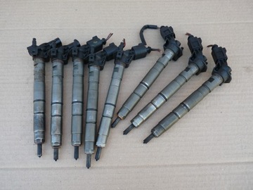 AUDI A8 D3 4.2 TDI BVN WTRYSKIWACZ 057130277AD