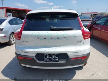 Volvo XC40 2025 Volvo XC 40 B5 Core Bright Theme 2025 2.0l 2.0 Benzyna 247KM, zdjęcie 3