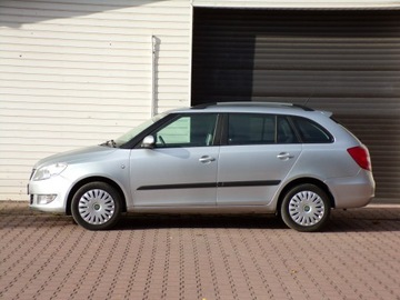 Skoda Fabia II Kombi 1.2 70KM 2010 Škoda Fabia Skoda Fabia Lift /Klimatic /1,2 /MPI, zdjęcie 14