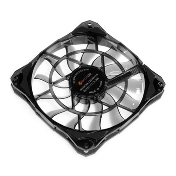 ID COOLING Тонкий, толщина 15 мм. Лучше всего подходит для небольших корпусов.
