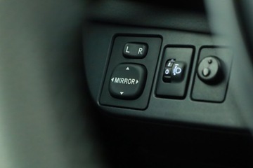 Toyota Yaris III Hatchback 5d Facelifting Hybrid 100KM 2016 Toyota Yaris 1.5 Hybrid, Salon Polska, Automat, zdjęcie 16