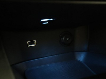 Peugeot 3008 II Crossover 1.2 PureTech 130KM 2019 Peugeot 3008 Allure automat półskóra navi, zdjęcie 30