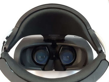 PLAYSTATION VR ZVR2 + КАМЕРА V2 + 2x MOVE + ИГРА