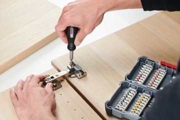 НАБОР 45 шт. БИТЫ С ОТВЕРТКОЙ BOSCH