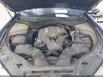 Maserati Levante 2021 Maserati Levante S Gransport 2021 3.0 Benzyna 424KM, zdjęcie 8