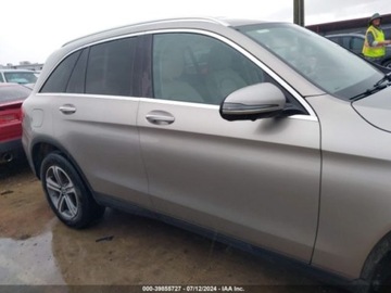 Mercedes GLC C253 2019 Mercedes-Benz GLC 2019 Mercedes-Benz GLC GLC 300 SUV 2.0 Benzyna 241KM, zdjęcie 11